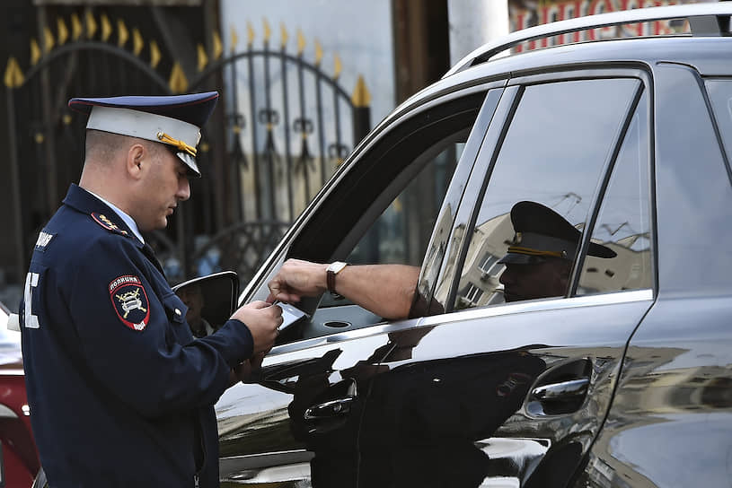 Конституционный суд вмешался в спор водителей и инспекторов