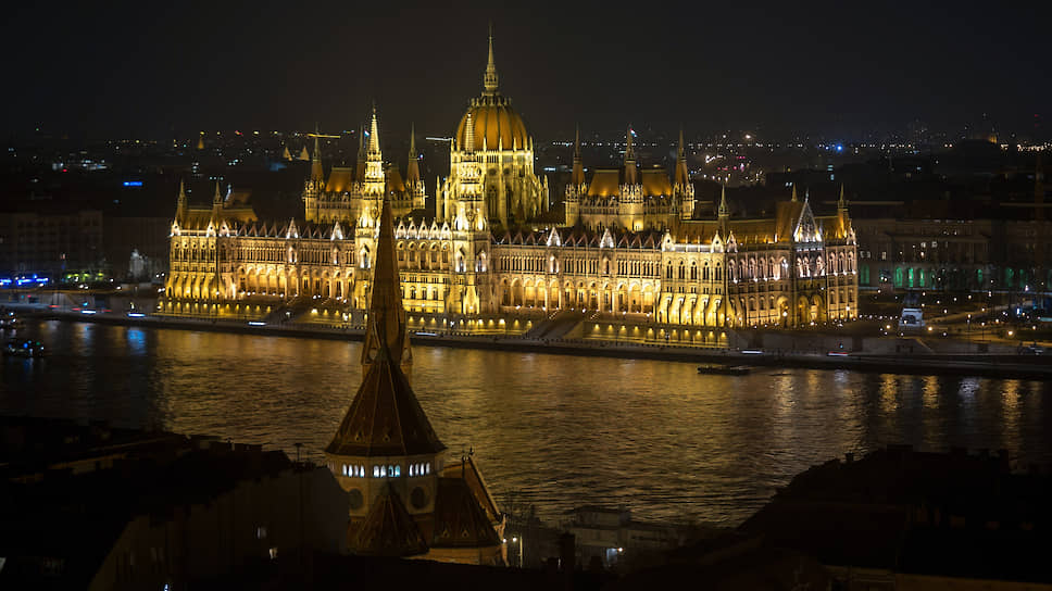 Как Венгрия чуть не открылась россиянам на въезд