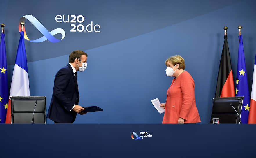 Президент Франции Эмманюэль Макрон и канцлер ФРГ Ангела Меркель убедили участников саммита — глав стран Евросоюза — сблизить позиции