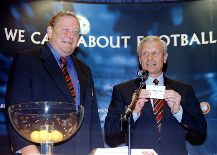 Почетный президент РФС Вячеслав Колосков (справа) напомнил, что идея создания элитного турнира возникала еще при Леннарте Юханссоне, который возглавлял UEFA в 1990–2007 годах, но уже тогда ее признали неэффективной