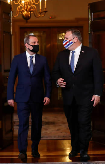 Глава МИД Азербайджана Джейхун Байрамов с госсекретарем США Майком Помпео 