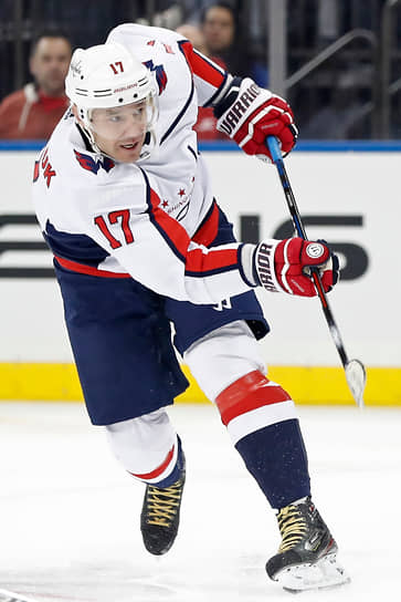 Ветеран Илья Ковальчук, у которого не очень получилось с возвращением в НХЛ, оказался востребованным на родине