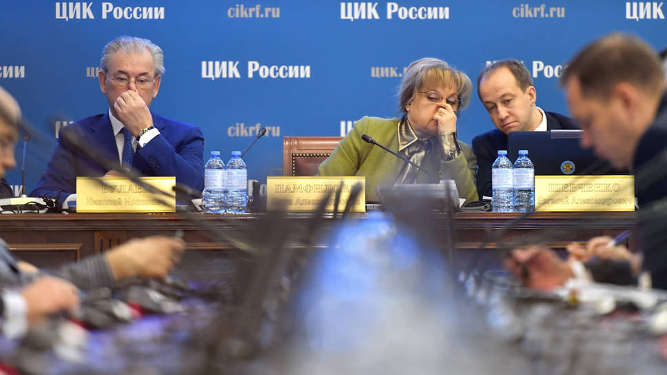 Николай Булаев, Элла Памфилова и Евгений Шевченко (слева направо) не выпадут из состава Центризбиркома