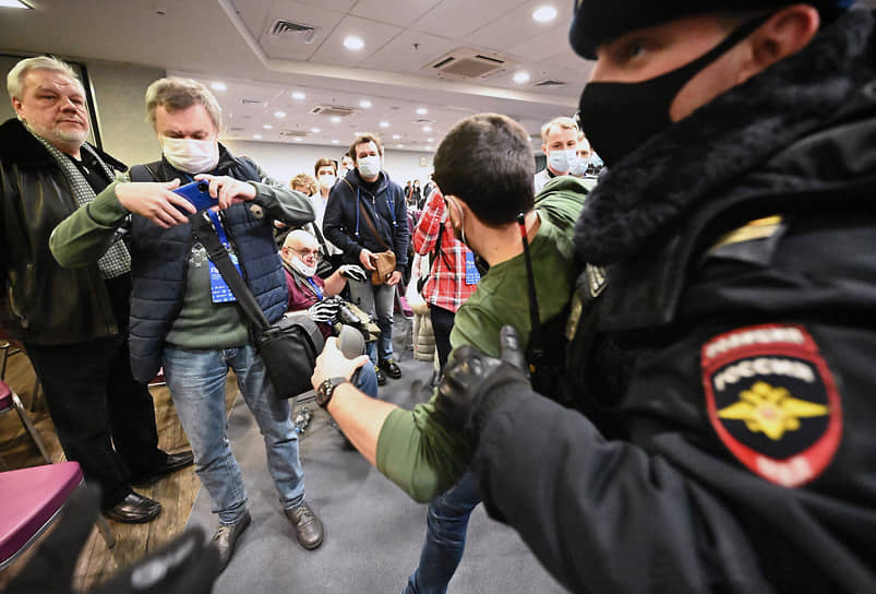 Полиция разглядела за российским муниципальным форумом руку нежелательных организаторов