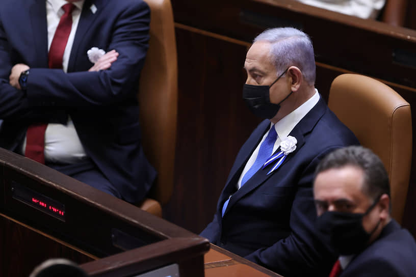 Биньямину Нетаньяху 