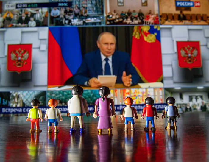 Владимир Путин встретился с членами многодетных семей