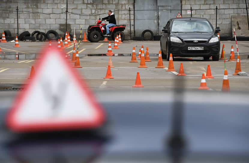 ГИБДД обещает реже проверять автошколы перед водительскими экзаменами
