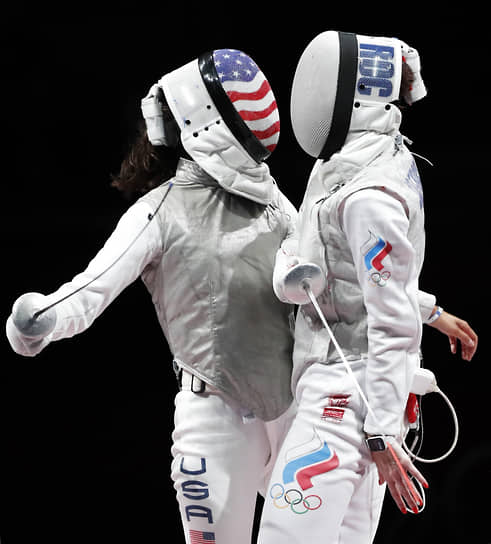 Первый номер мирового рейтинга Инна Дериглазова (справа) была явным фаворитом турнира рапиристок, но не сумела справиться в финале с Ли Кифер