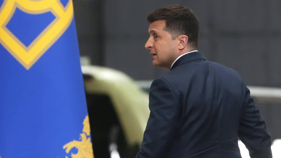 В Киеве успокоили Белый дом, что переговорах президента Украины Владимира Зеленского в Вашингтоне «не будет никаких “повышенных тонов” или какого-то шантажа. Будет разговор союзников, которые совместно работают над решением сложных проблем»