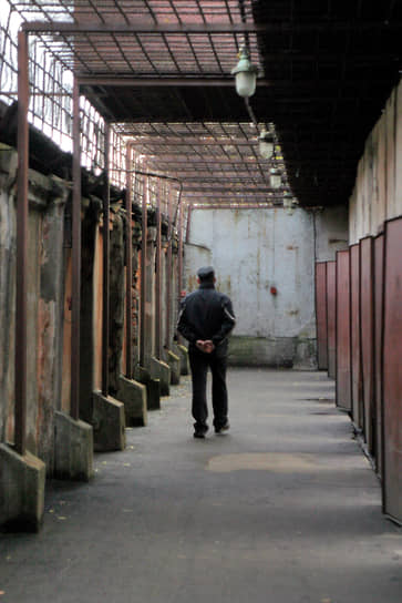 В петербургских «Крестах» у заключенных не так уж много возможностей сообщить членам ОНК, применялись ли к ним пытки