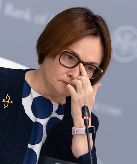 Руководитель Банка России Эльвира Набиуллина поможет умерить на следующий год потребительские настроения, подпитываемые инфляционными опасениями