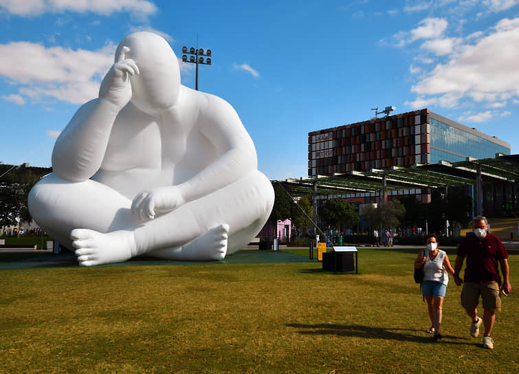 Скульптура на территории Всемирной универсальной выставки «Экспо-2020»