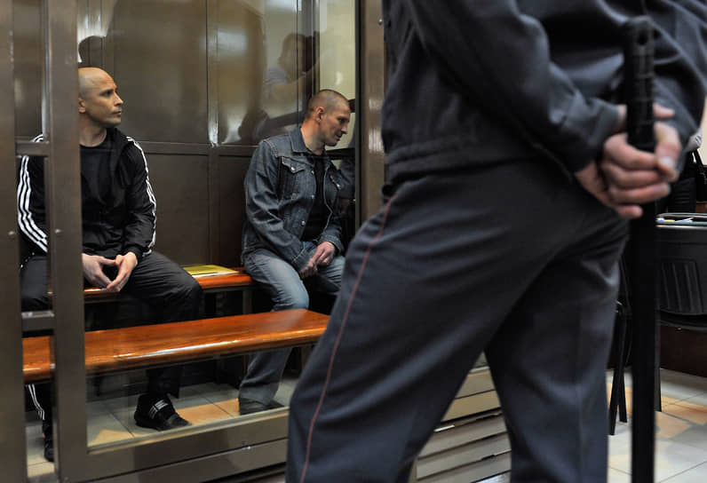 Марату Полянскому (слева) и Сергею Буторину отложили приговор по медицинским показаниям