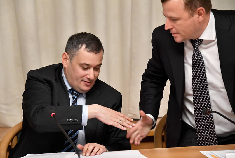 Депутаты Александр Хинштейн (слева) и Вадим Субботин