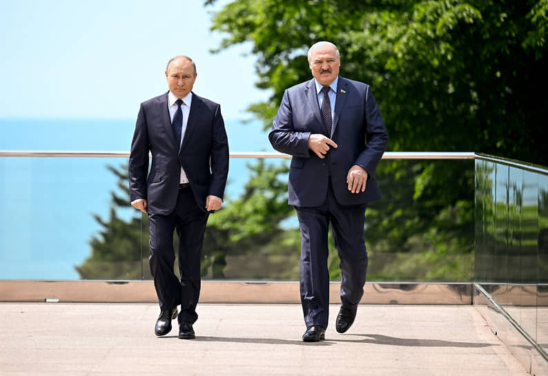 Владимир Путин и Александр Лукашенко расширили зону своего влияния до террасы с видом на Черное море