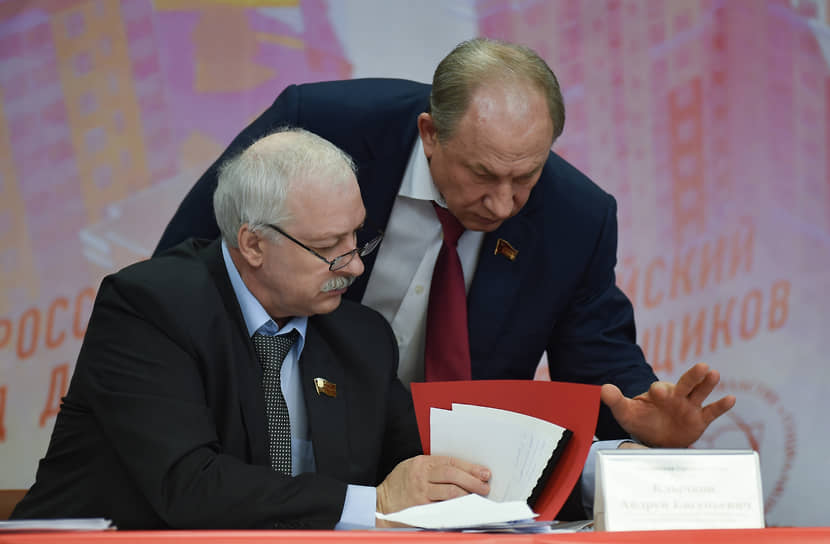 Николай Зубрилин (слева) может унаследовать от Валерия Рашкина не только пост главы московского горкома КПРФ, но и мандат депутата Госдумы