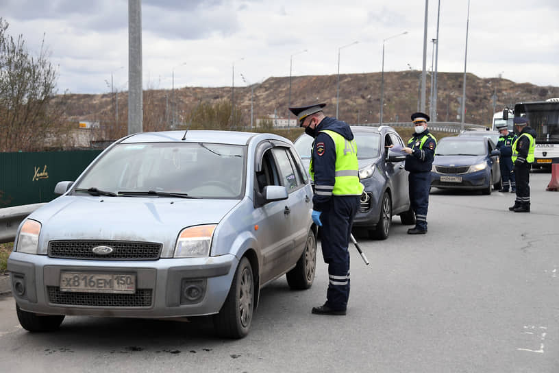Полицейская статистика свидетельствует, что машины в России чаще угонять не стали