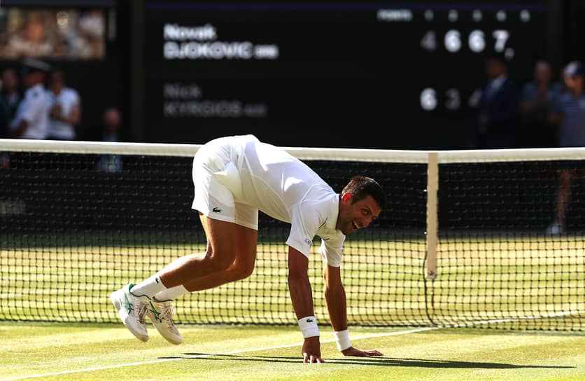 Выиграв свой седьмой Wimbledon, Новак Джокович теперь всего на одну победу отстает от рекордсмена лондонского мейджора, его восьмикратного чемпиона Роджера Федерера