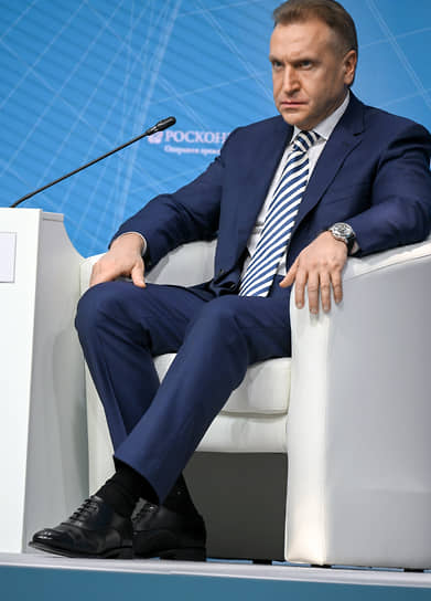 Глава ВЭБ.РФ Игорь Шувалов ревниво относился к мгновенному распределению денежных потоков