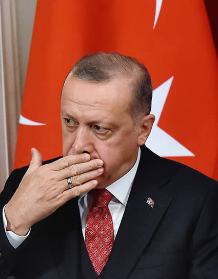 Президент Турции Реджеп Тайип Эрдоган решительно настроен на то, чтобы добиться от Москвы и Киева возобновления полноценного переговорного процесса