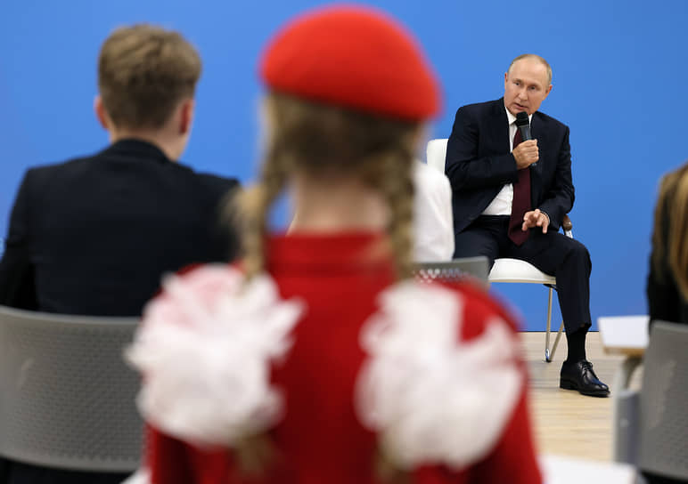Владимир Путин на открытом уроке рассказал детям про то, о чем молчал со взрослыми