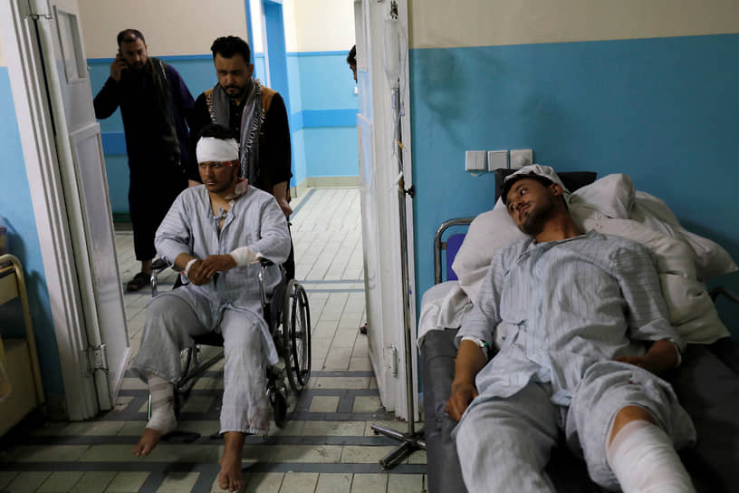 Раненые в результате взрыва около посольства РФ в Афганистане