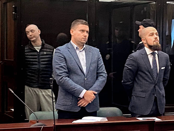 Адвокаты Даниил Никифоров (слева) и Дмитрий Катчев во время заседания суда