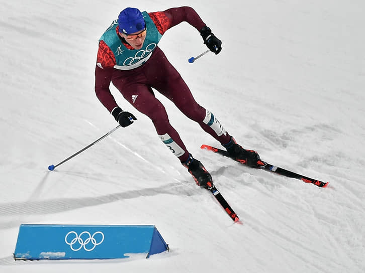 У трехкратного олимпийского чемпиона Александра Большунова и других членов сборной России по лыжным гонкам может появиться возможность выступить на чемпионате мира