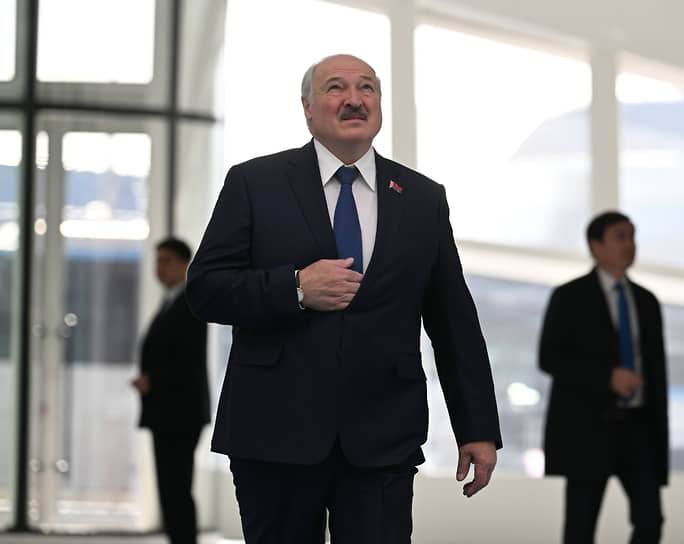 Александр Лукашенко готов раскритиковать и Всевышнего