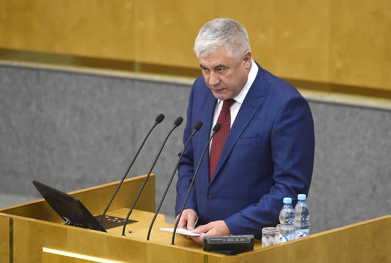 Владимир Колокольцев рассказал депутатам о финансовых проблемах МВД и получил в ответ обещания улучшить сложившееся положение