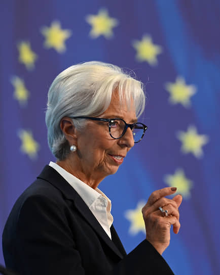 Европейский центральный банк во главе с Кристин Лагард для борьбы с инфляцией добавил к ставкам еще 0,75 процентного пункта