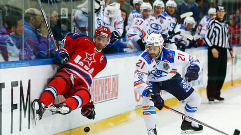 Лада разогналась в элиту // Тольяттинский клуб хочет второй раз вернуться в главную отечественную хоккейную лигу