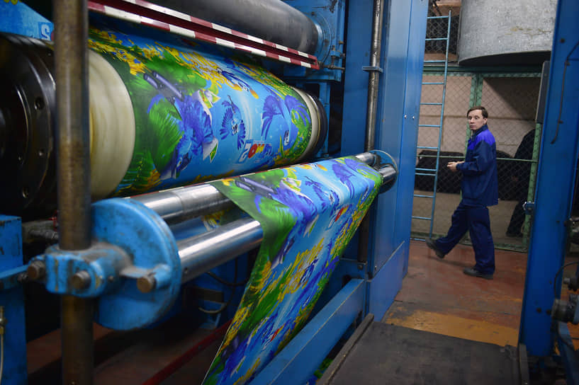 Российские ткацкие фабрики получили возможность заменить мобилизованных сотрудников-россиян за счет централизованного привлечения на работу граждан Узбекистана