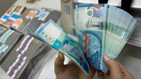 Инвесторы голосуют за тенге // Казахстанская валюта вытесняет лидеров с российской биржи