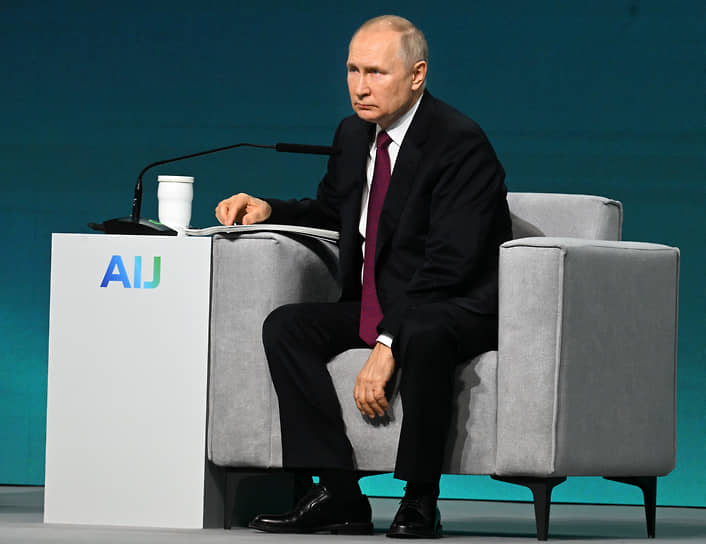 Владимир Путин делает ставку на искусственный интеллект
