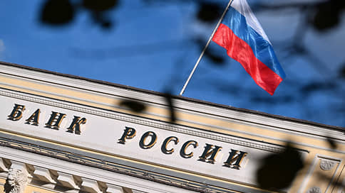 Платформенное безобразие // Банк России нашел нелегальных сборщиков инвестиций