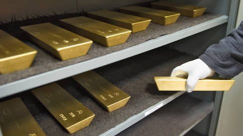 Слитки от производителя // Заводы смогут продавать гражданам золото