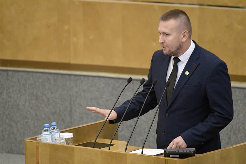 Спикер парламента Денис Мирошниченко