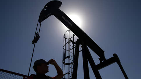 Бюджету грозит недолив // Нефть по $50 за баррель создает новые риски