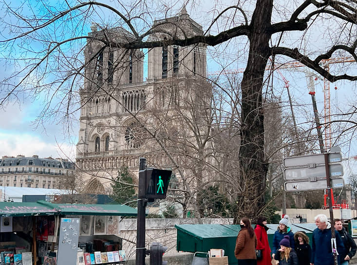 Реконструкции знаменитого парижского собора дан зеленый свет
