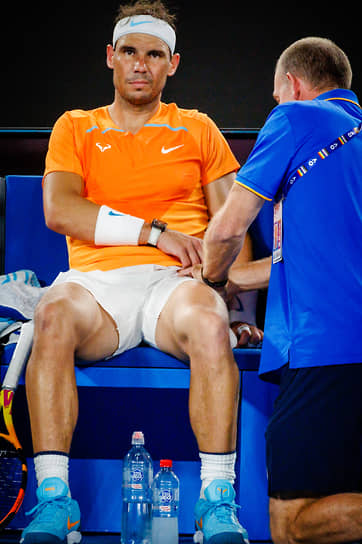 Выбыв из-за травмы левого бедра во втором круге Australian Open, Рафаэль Надаль потерпел свое самое раннее поражение на мейджорах за последние семь лет