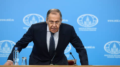 Многополярное расстройство // Сергей Лавров проводил 2022 год и не оставил надежд на 2023-й