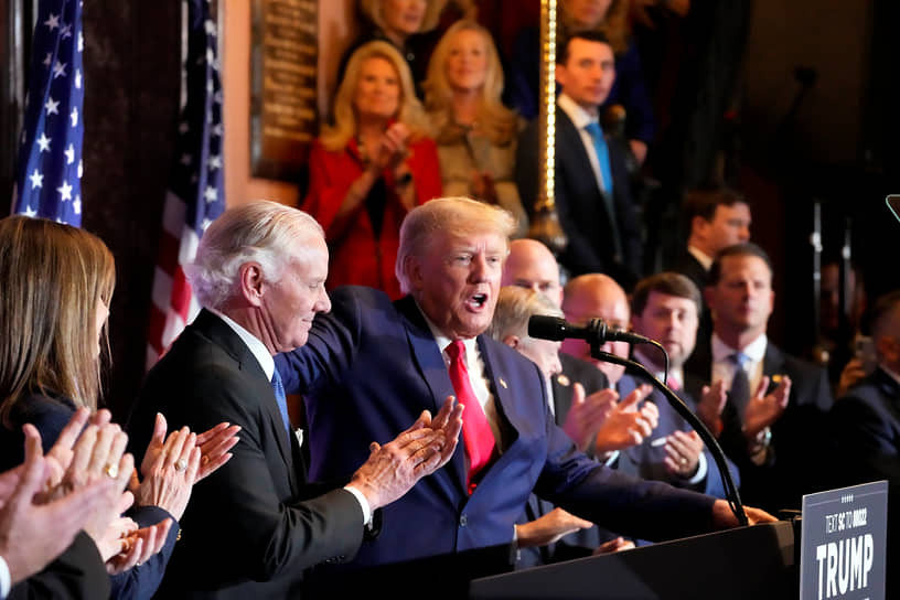 Экс-президент Дональд Трамп выступил перед членами Республиканской партии в Южной Каролине