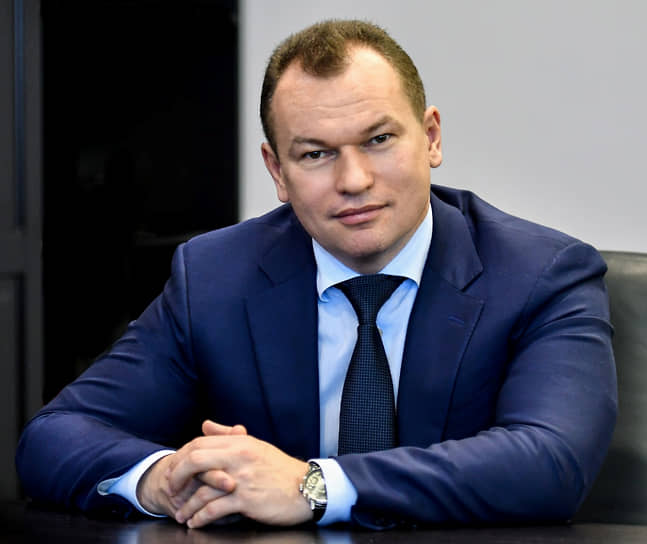 Следствие считает, что Алексей Руднев вместе с приближенными взимали с застройщиков незаконное вознаграждение за подключение объектов