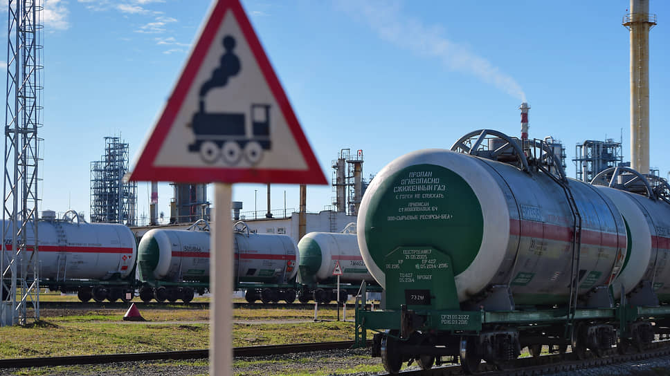Почему нефтяникам грозят претензии по НДС на миллиарды рублей