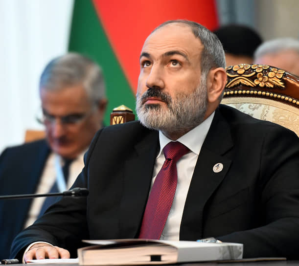 Утверждая, что «военно-политическая ситуация в регионе существенно обострилась», премьер Армении Никол Пашинян взывает к помощи международного сообщества