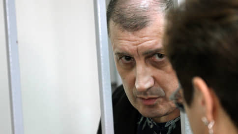 Дорогу к свободе проложил показаниями и трупами // Алик Большой осужден на 25 лет и вскоре может условно-досрочно выйти из колонии