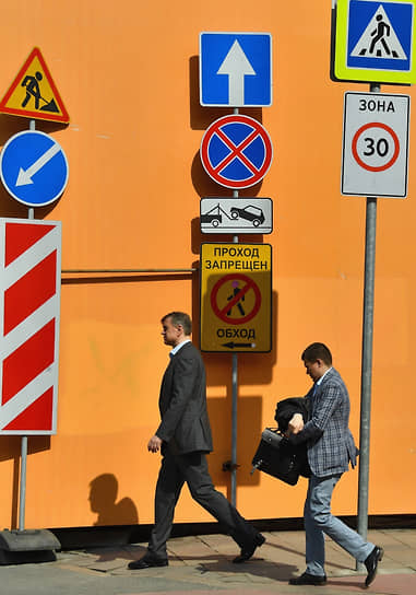 Новый ГОСТ позволит наладить конфликтное регулирование одновременного движения пешеходов и автомобилей