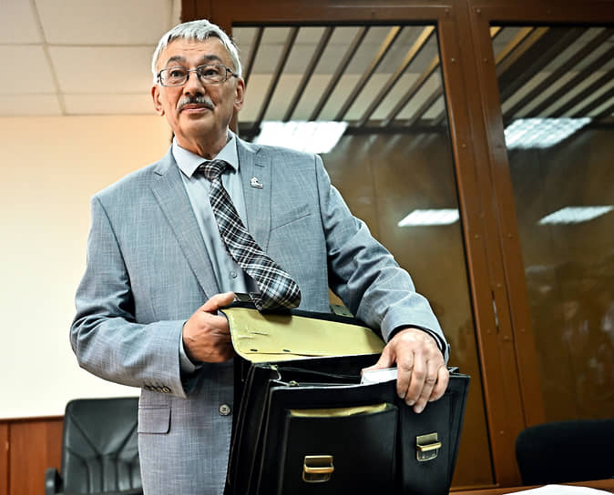 В багаже аргументов защиты Олега Орлова, по свидетельству прокурора, нашлись смягчающие обстоятельства