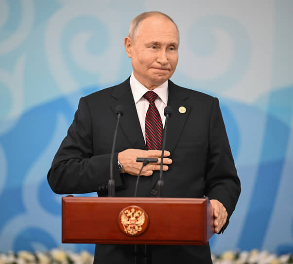 
Владимир Путин рассказал, как в день рождения соображал на троих